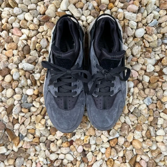 Nike Air Huarache shoes - Picture 4 of 7